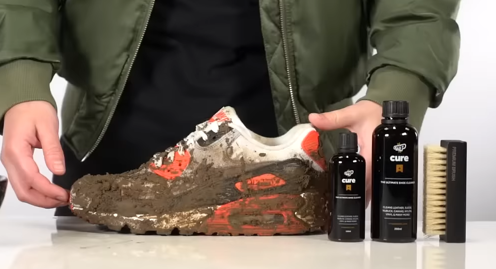 Best way to 2025 clean nike air max