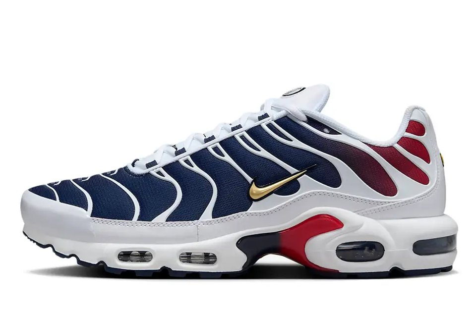 PSG x Nike Air Max Plus | CrepProtect PSG x Nike Air Max Plus | CrepProtect