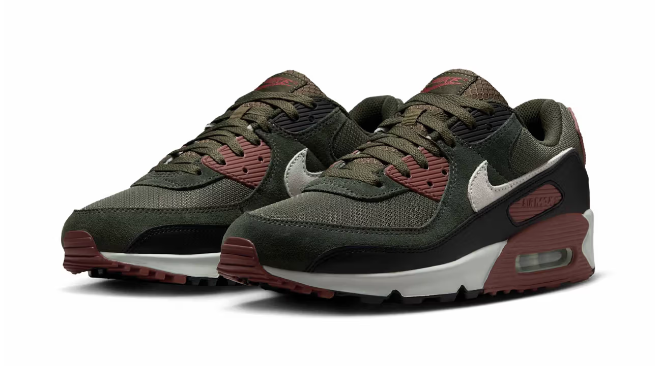 Nike Air Max 90 Returns with a Chinese Staple Beef and Broccoli CrepProtect