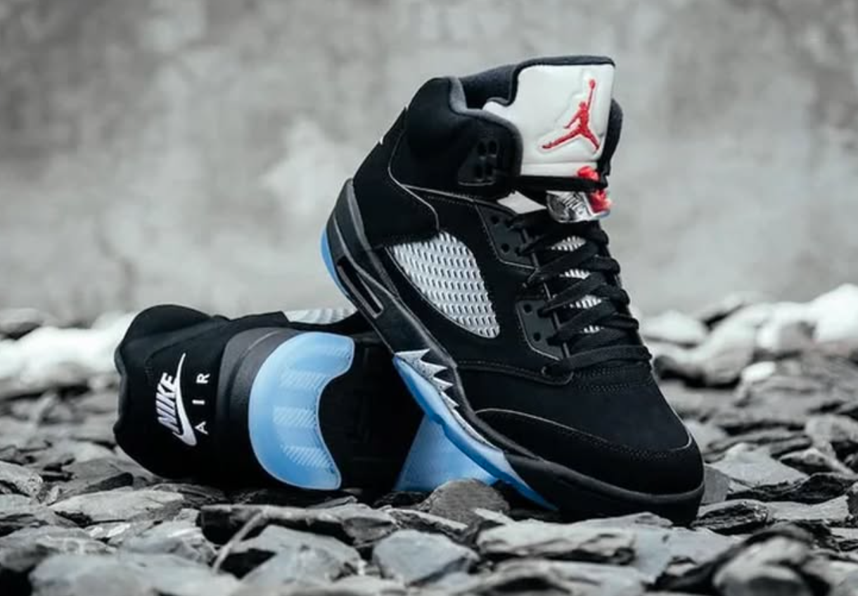 5 Must-Have Jordan 5 Releases You Need in 2025 – CrepProtect 5 Must-Have Jordan 5 Releases You Need in 2025 – CrepProtect