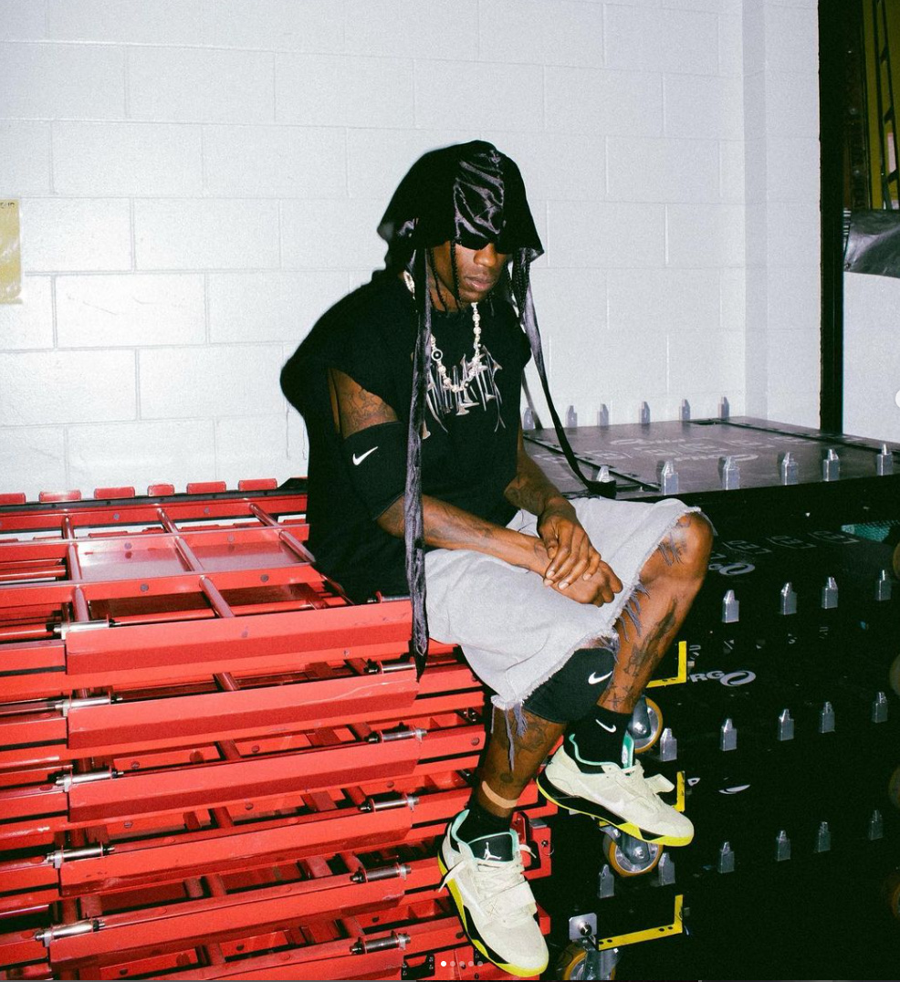 Grey travis scott hot sale 4