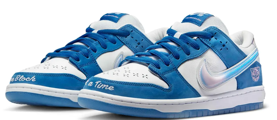 Nike sb 2025 dunk unc