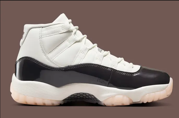 How to clean patent leather on jordan 11 on sale